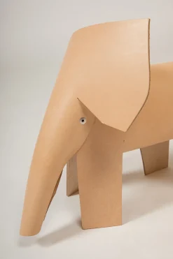 Hereu Studio Home<ELEFANTA MARIA