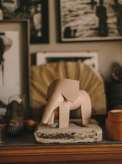 Hereu Studio Home<ELEFANTA MARIA S