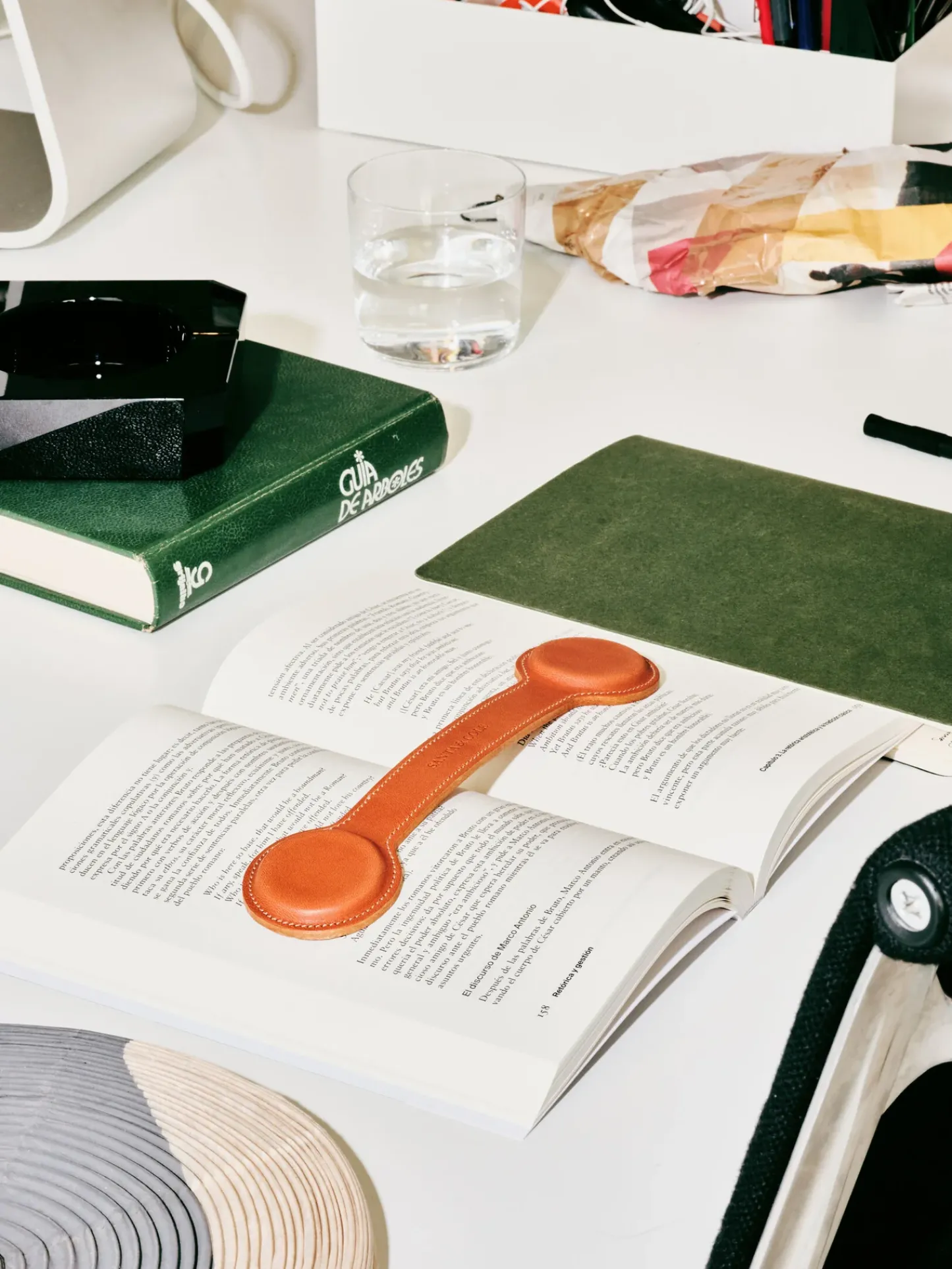 Hereu Studio Home<ESCRIBANO