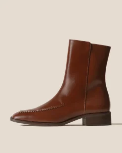 Women Hereu Studio Boots<METLA POLISHED