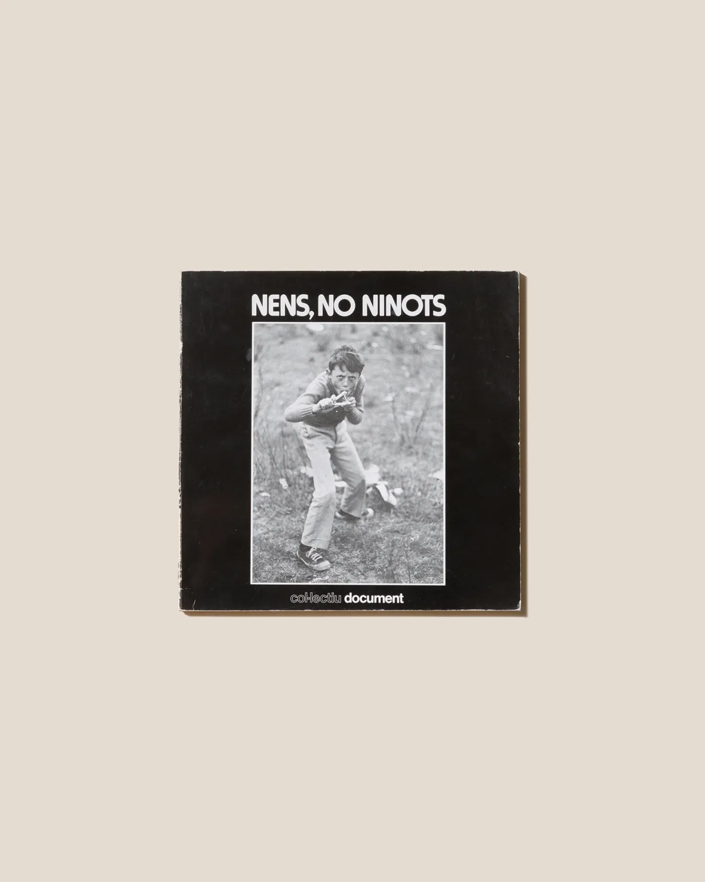 Hereu Studio Rare Books Curated By Terranova<NENS, NO NINOTS